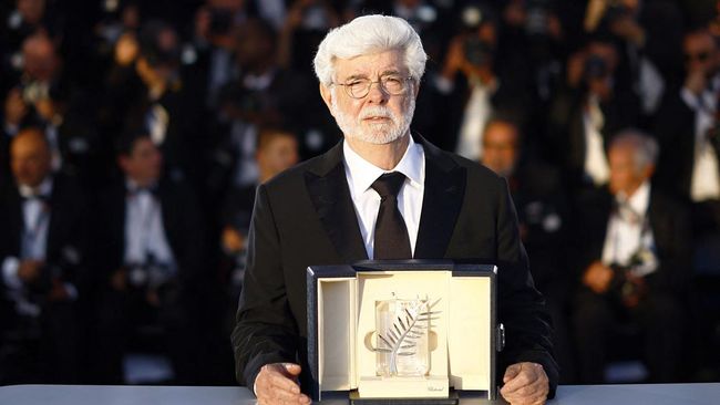 George Lucas, kreator waralaba Star Wars dan Indiana Jones, menerima penghargaan Palme d'Or dari Cannes Film Festival 2024.