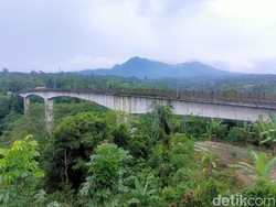 Koster Akan Temui Adi Arnawa, Bahas Jembatan Tukad Bangkung