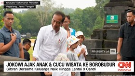 VIDEO: Jokowi Ajak Anak & Cucu Wisata ke Borobudur