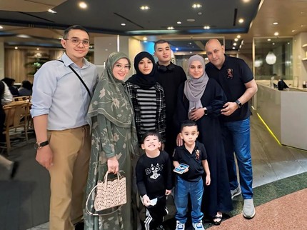 5 Potret Kekompakan Keluarga Lyra Virna dan Mantan Suami Eric Scada Bersama Anak-anak