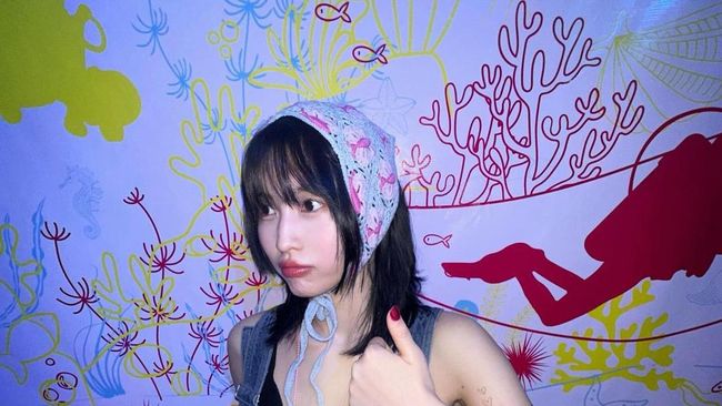 5 Style Jumpsuit Overall Ala Selebriti Korea, Outfit Piknik yang Kece