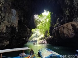 Hujan Abadi yang Eksotis, jadi Daya Tarik Green Canyon Pangandaran