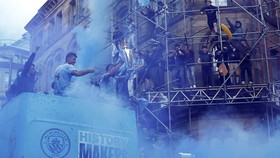 FOTO: Parade Juara Man City Usai Juara Liga Inggris 4 Kali Beruntun