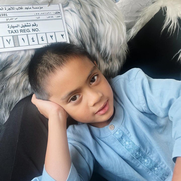 <p>"<em>Happy birthday</em> Mas Sekala! Sehat dan jadi kesayangan selalu yah. Makih saleh dan hebat setiap harinya. Selamat Mama dan Dido," ungkap seorang netizen. "Selamat ulang tahun Mas Sekala. Makin pintar sehat selalu, ya," tutur netizen lainnya. (Foto: Instagram: @ayudiac)</p>