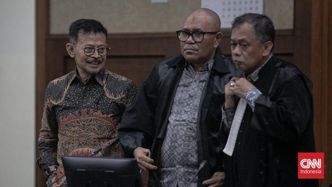 Keluarga Mantan Gubernur Sulawesi Tenggara Hadapi Sidang Korupsi di Pengadilan Tipikor