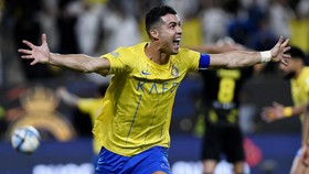 Ronaldo Cetak 2 Gol Cantik, Al Nassr Hajar Al Ittihad