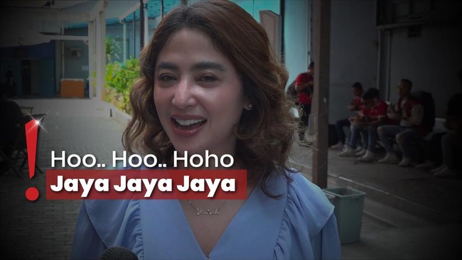 Video Penampilannya Viral, Dewi Perssik: Kalo Diem Dilempar Botol Minuman