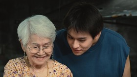 Hollywood Akan Remake How to Make Millions Before Grandma Dies