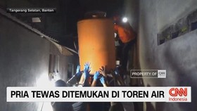 VIDEO: Geger, Pria Tewas Ditemukan di Toren Air