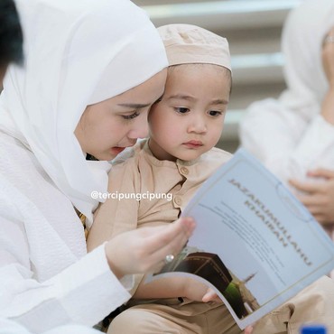 Ini Keuntungan dan Fasilitas Mewah Haji Furoda seperti Nagita-Raffi