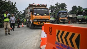 Viral Pungli Parkir Truk Parungpanjang, Dishub Bantah Anggota Terlibat
