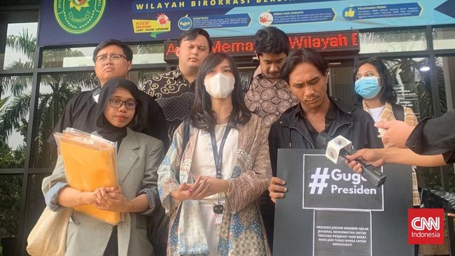 Koalisi Sipil Gugat Keppres Jenderal Kehormatan Prabowo ke PTUN Koalisi Sipil Melawan Impunitas menggugata Keppres Jokowi yang menghadiahkan pangkat bintang empat atau jenderal kehormatan untuk Prabowo ke PTUN Jakarta.