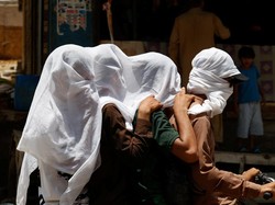 Pakistan Panas Mendidih, Suhu Tembus 52 Derajat Celcius-Banyak Sekolah Ditutup