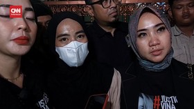 VIDEO: Polisi Periksa Linda Teman Vina 4,5 Jam. Sebut Tak Kenal Pegi