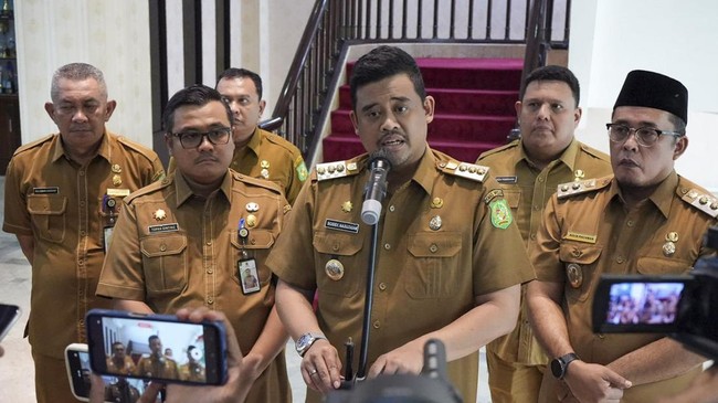 Wali Kota Medan Bobby Nasution menyebut tingkat kemiskinan pada 2023 sekitar 8 persen atau 187,28 ribu. Turun sekitar 0,07 persen dibanding 2022.