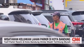 VIDEO: Wisatawan Keluhkan Lahan Parkir di Kota Bandung