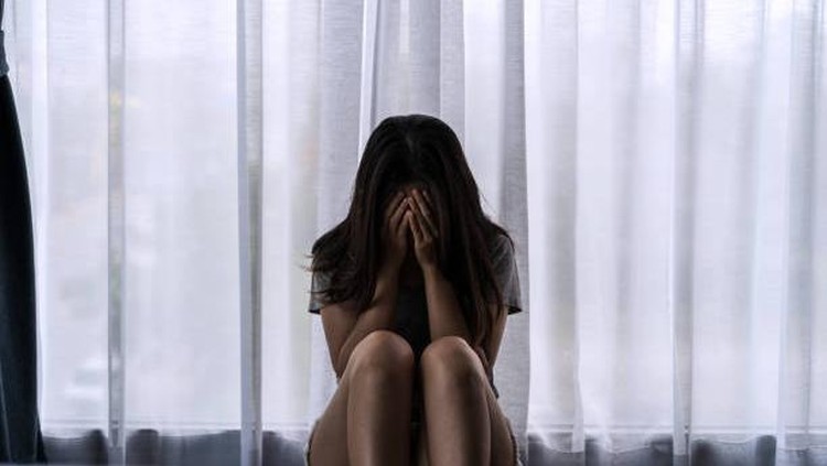 7 Cara Menurunkan Ego yang Tinggi dalam Diri, Gampang Dilakukan Bun! Bunda dapat menurunkan ego yang tinggi dalam diri agar hubungan yang Bunda jalani berjalan dengan harmonis menggunakan ketujuh cara berikut ini.