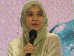 Dhini Aminarti Tunjukkan Pentingnya Girls Power