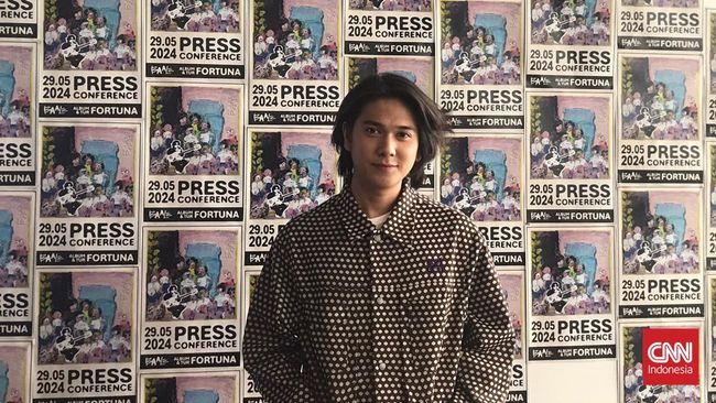 Iqbaal Ramadhan akan menggelar showcase di Jakarta dan diikuti tur Sumatera untuk memperkenalkan album solo terbarunya, Fortuna.