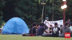 5 Hari Bertahan di Tenda, Mahasiswa UGM Lanjut Protes Uang Pangkal IPI