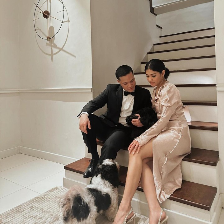 <p>Belum lama ini ini, ia merayakan hari ulang tahun sang kekasih. Naysilla mengunggah deretan potret romantis dan menuliskan kalimat sebagai bentuk apresiasi terhadap pencapaian Arfito, Bunda. (Foto: Instagram @naymirdad)</p>