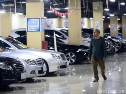 Tren Orang Indonesia Pilih Mobil Bekas: Beli yang Baru Nggak Cukup Duitnya