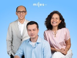 Video: Tunda Umumkan Cast Rangga & Cinta, Miles Justru Kasih Pesan ke Mahasiswa