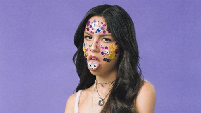 Selain Taylor Swift, Deretan Penyanyi Luar Negeri Ini Rilis Lagu untuk Mantan Usai Putus Cinta