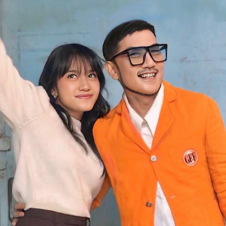 <p>A'isyah Raihan Fadhilah kini sudah beranjak dewasa. Ia tumbuh menjadi perempuan cantik, Bunda. Ia kerap terlihat berbagi keceriaan bersama sang Ayah di media sosial. (Foto: Instagram @yanajulio60)</p>