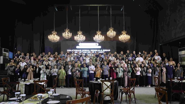 Dinas Lingkungan Hidup Provinsi Jakarta terus menjalin sinergi dengan beragam pihak untuk mewujudkan pengelolaan lingkungan hidup nan lebih baik di Jakarta.