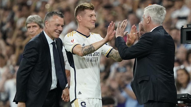 Strategi Unik Ancelotti dan Kroos untuk Menyelesaikan Ketegangan