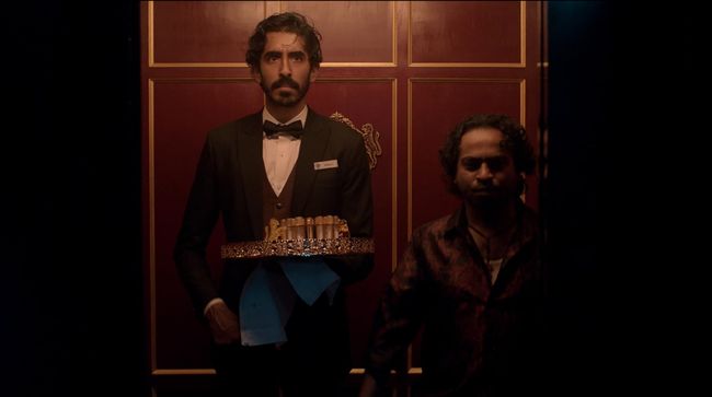 Sinopsis Monkey Man: Kid (Dev Patel) berencana membalaskan dendam ke polisi korup atas kematian ibunya.