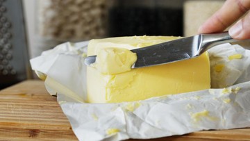 PEMBERIAN BUTTER DALAM JUMLAH KECIL