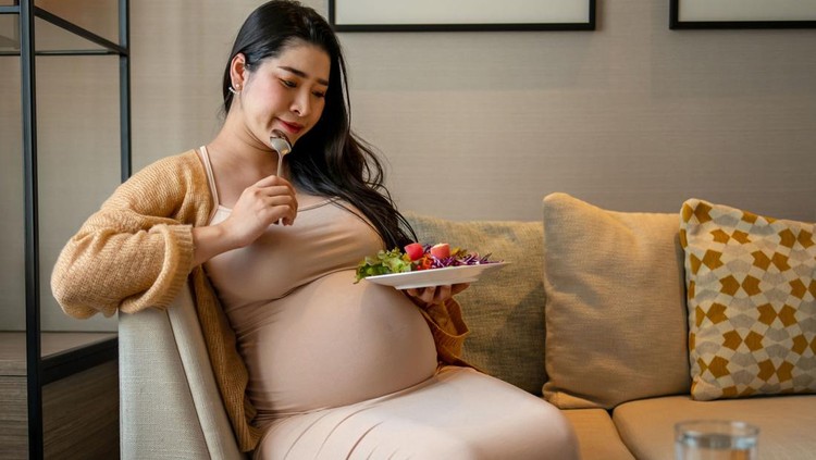 Makan berserat ibu hamil