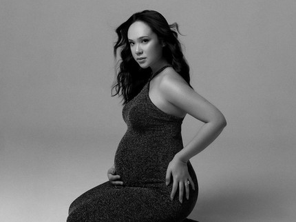5 Potret Kehamilan Pamela Bowie yang Sudah Masuk Trimester 3, Tampil Elegan Pamer Baby Bump