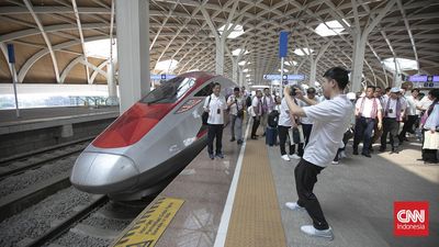 Whoosh Targetkan 30 Ribu Penumpang per Hari dalam Dua Tahun