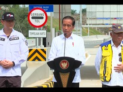 Jokowi Resmikan Tol Bangkinang-Pangkalan Rp 4,8 T