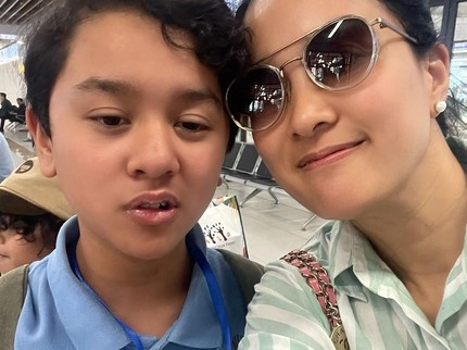 7 Potret Marcella Zalianty Pertama Kali Lepas Putra Bungsu Field Trip ke Luar Kota