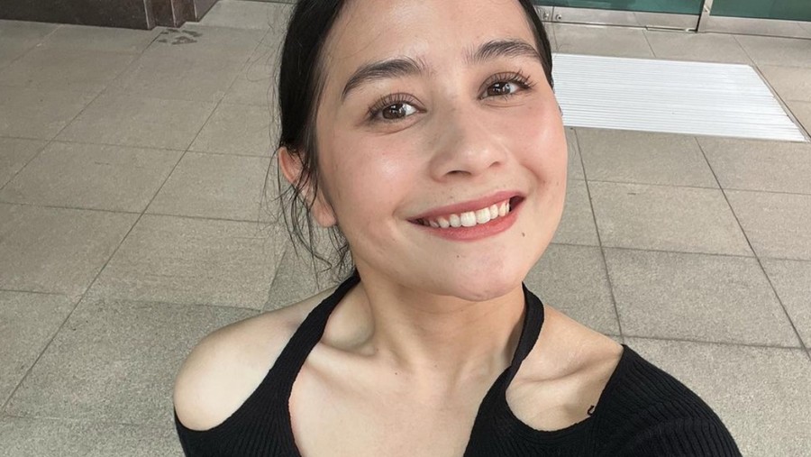 Prilly Latuconsina Prilly Latuconsina