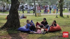 FOTO: Bersenang-senang di Semasa Piknik Lapangan Banteng