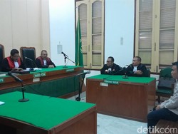 Perjalanan Kasus Anggota Bawaslu Medan Azlanyah Kena OTT hingga Divonis