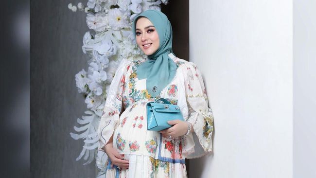 Syahrini Unggah Foto Perlengkapan Bayi Mewah, Sebut Dunianya Telah Berubah