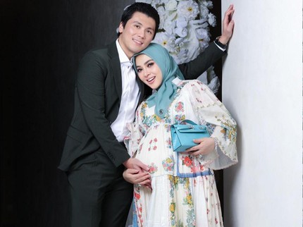 Belajar dari Syahrini, Ini 7 Hal yang Perlu Diperhatikan dalam Pernikahan saat Suami Lebih Muda dari Istri