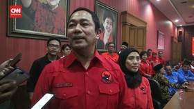 VIDEO: Eks Walikota Semarang Daftar Cagub Jateng Lewat PDIP