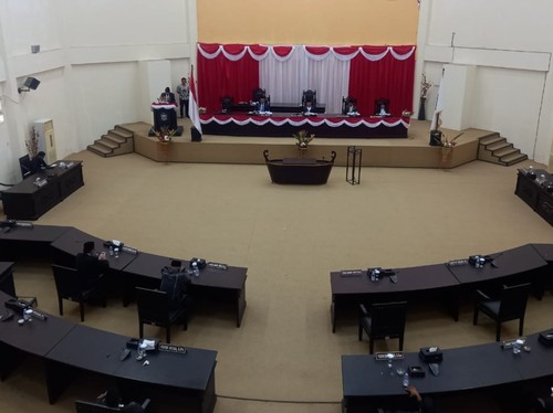 Dewan Perwakilan Rakyat Daerah (DPRD) Kabupaten Halmahera Utara Menggelar Rapat Paripurna