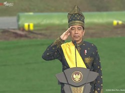 Pimpin Upacara Harlah Pancasila, Jokowi Pakai Baju Adat Teluk Belanga