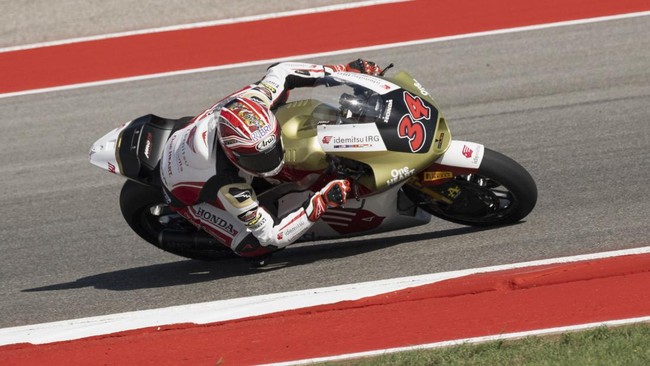 Aksi Mario Aji dan pembalap lainnya di Practice 1 Moto2 Australia terpaksa dihentikan red flag setelah sekelompok burung berada di sirkuit.