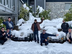 Touring ke New Zealand, 15 Mobil Lokal Morgan Club Tertutup Salju