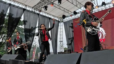 Tria The Changcuters Pingsan di Atas Panggung, Dipa: Mohon Doanya