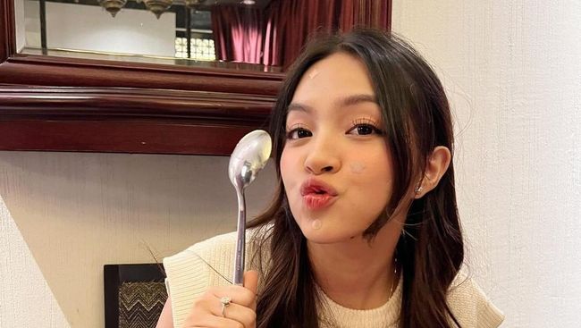 Eca Aura Klarifikasi soal Keberadaan Whip Pink di Rumah Baru